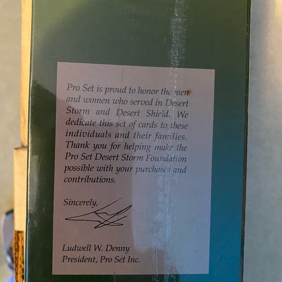 Factory sealed Pro Set Dessert Storm set. - Picture 5 of 5